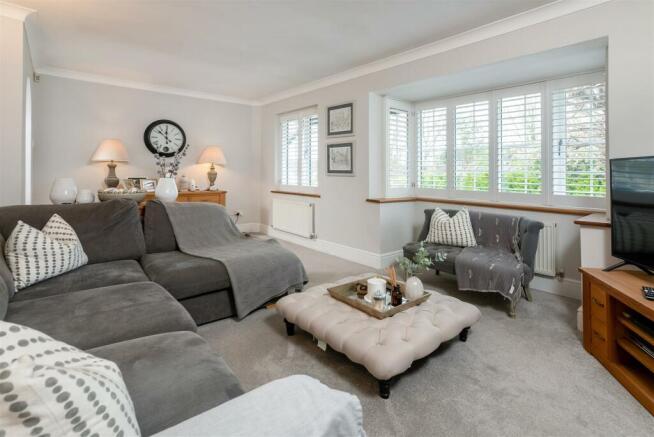 32 Furze Hill Road-3.jpg