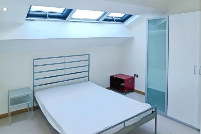 2 bed Flat to rent Image 6