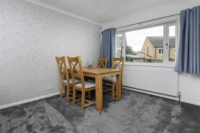 3 bed Detached for sale Image 10