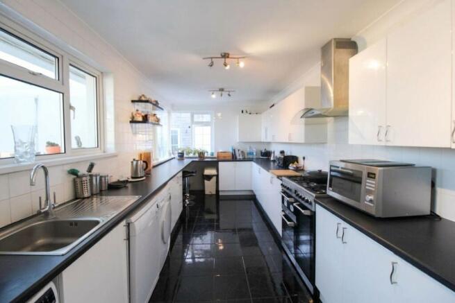 Rectory Road, Alderbury, SP5 photo 4