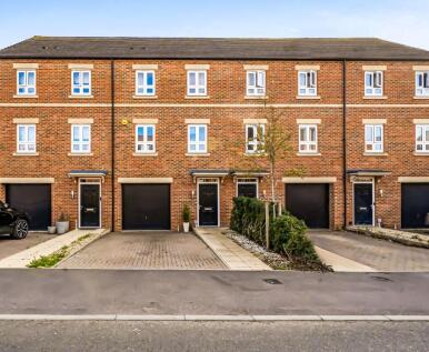 Homestraight, Newbury, Newbury, RG14