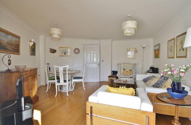 Living/Dining ...