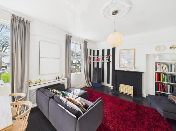 2 bed Maisonette for sale Image 7