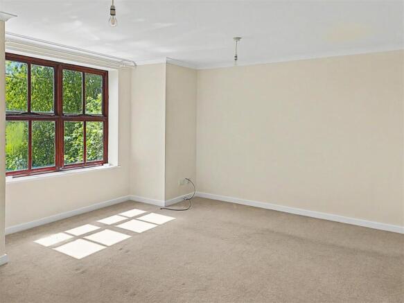 Living room_.jpg