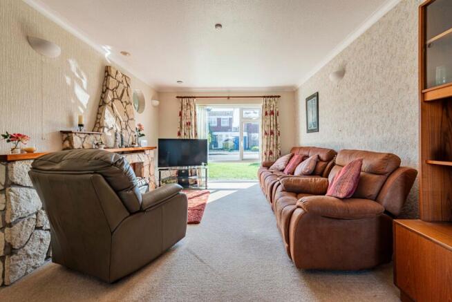 Living Room (1)