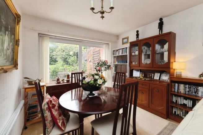 3 bed Semi-Detached for sale Image 6