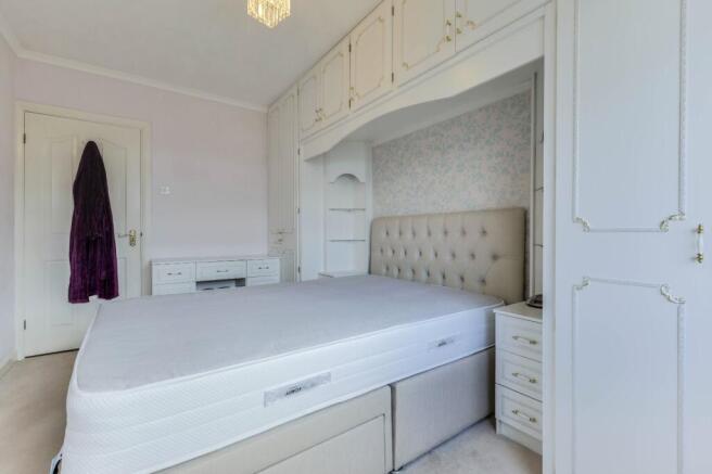 2 bed Bungalow for sale Image 8