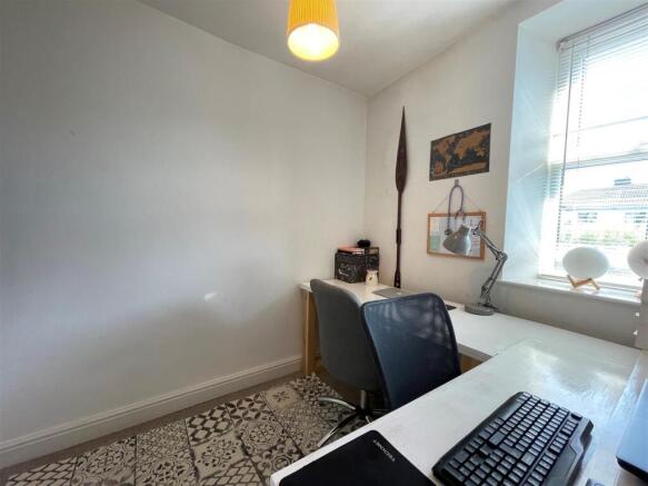 2 bed Terraced for sale Image 10