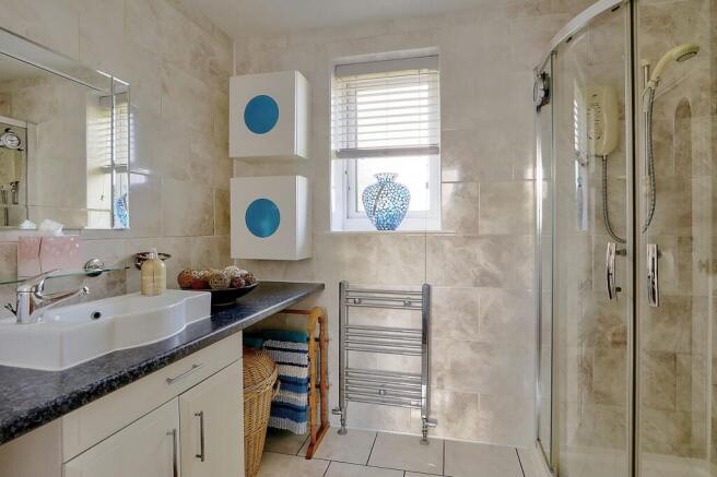 2 bed Terraced for sale Image 6
