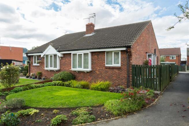 6 Ashlea Close-01.jp