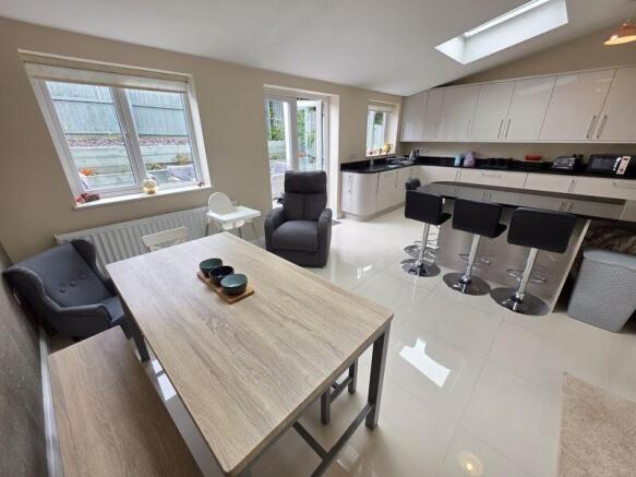 Kitchen/Breakfast/Family Room