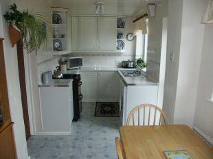 KITCHEN/BREAKFAST RM
