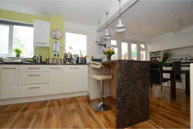 Kitchen/Breakfast