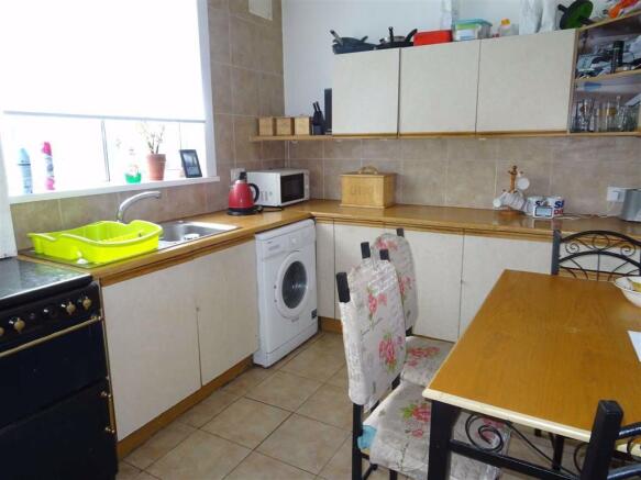 Kitchen (rear)