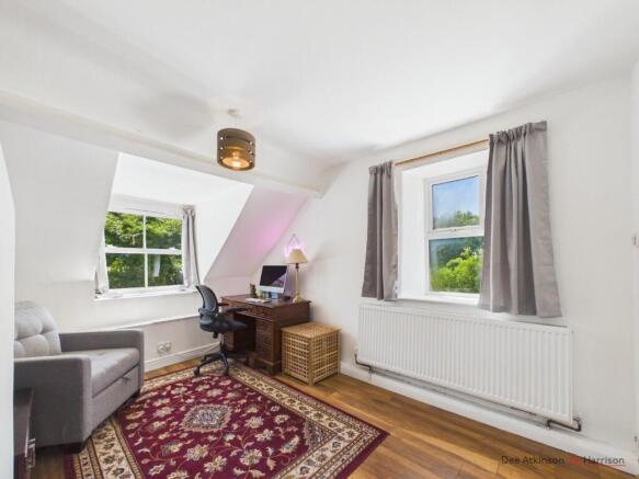 3 bed Detached for sale Image 12