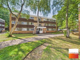 64, Daventry Grove, Birmingham B32 1JA