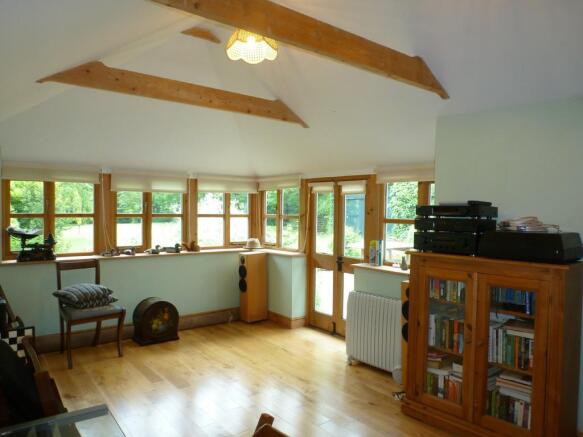 Photo 7