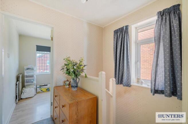 3 bed Semi-Detached for sale Image 11