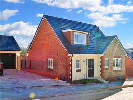 6, Closewool Grove, South Molton EX36 3GA
