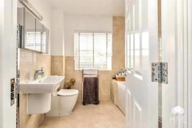 Main bathroom