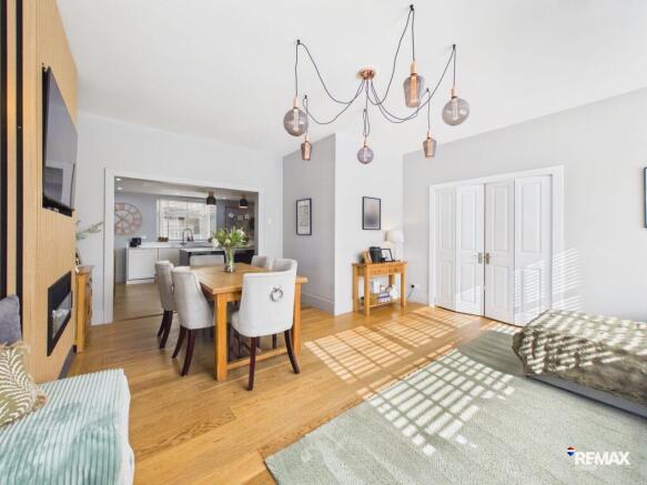 Dining/Family Room