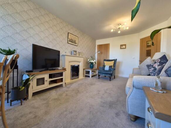 1 bed Flat for sale Image 6