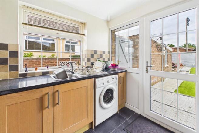 2 bed Bungalow for sale Image 4