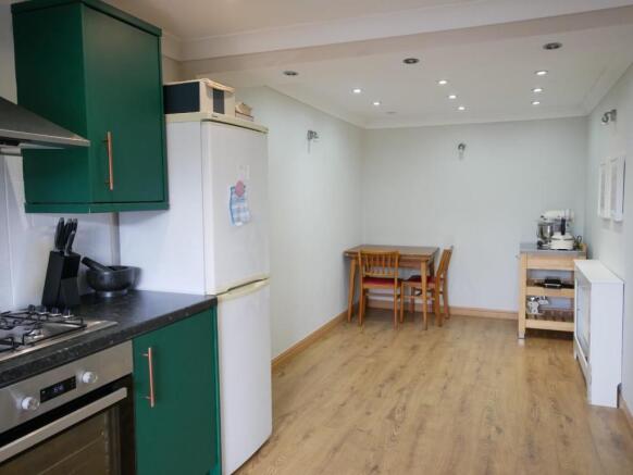 Kitchen/Dining