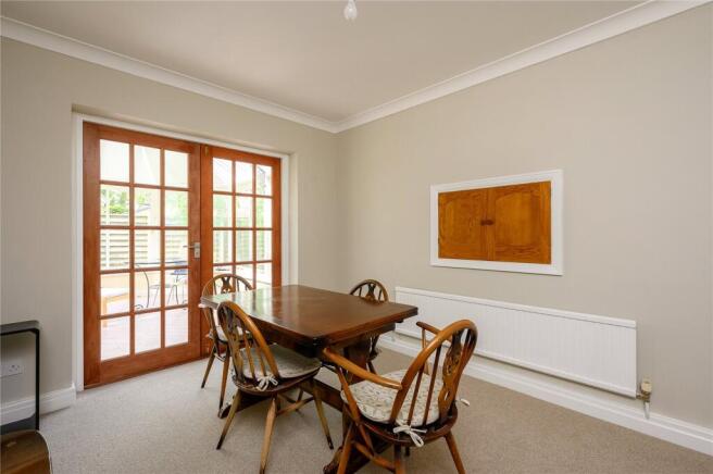 4 bed Detached for sale Image 5