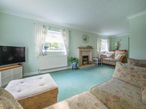 3 bed Detached Bungalow for sale Image 9