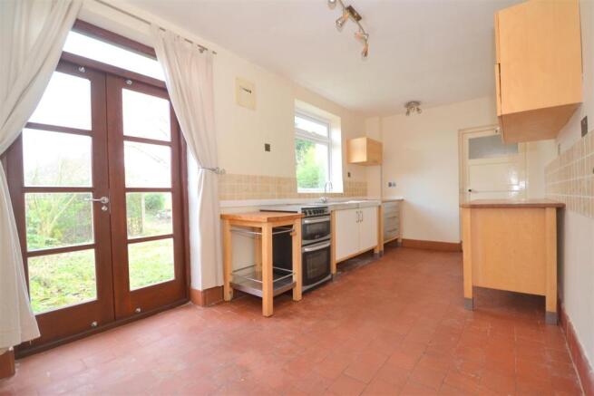 kitchen 1.JPG