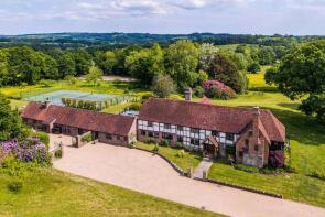 Stonehouse, Rocks Lane, High Hurstwood, Uckfield TN22 4BN