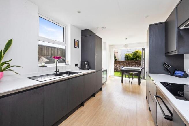 Shelley Road 27 KITCHEN TO GARDEN.jpeg