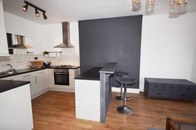 KITCHEN...JPG