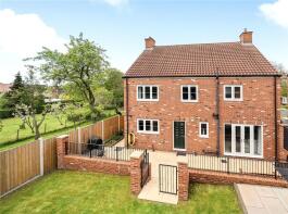 4, Station Gardens, Scholes, Leeds LS15 4BD