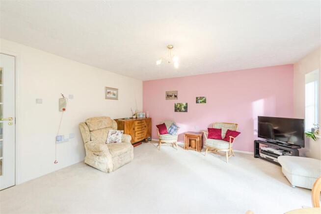 26 Warwick Way, Ashby