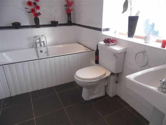 DOWNSTAIRS BATHROOM