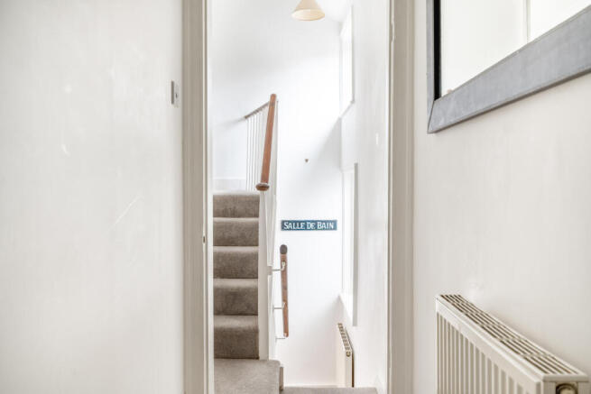 2 bed Terraced for sale Image 12
