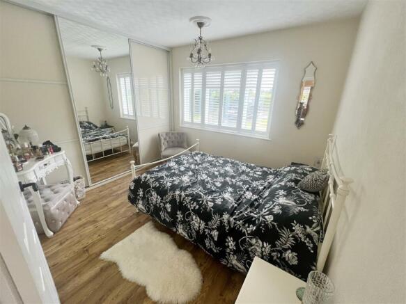 Bedroom.JPG