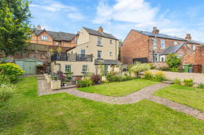 Castle Cottage, Spink Lane, Pontefract WF8 1EG