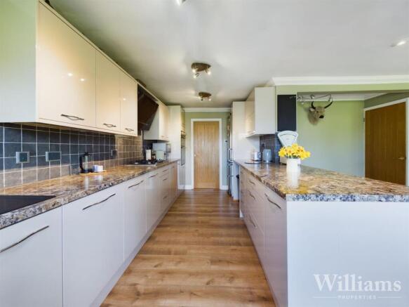 Kitchen / Diner