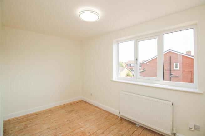 2 bed Semi-Detached for sale Image 7