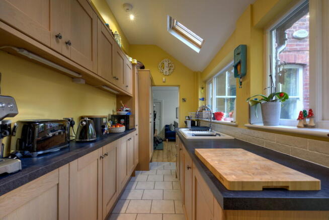 Photo 14