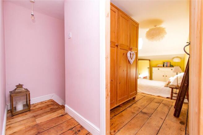 Entrance Bedroom 1