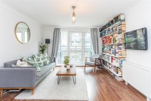 Flat 13, Horseley Court, Candle Street, London E1 4RX