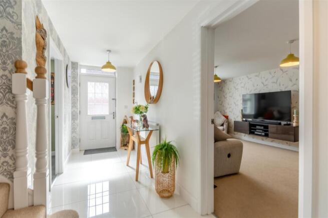 8690582-interior09.jpg