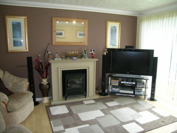 LOUNGE 2
