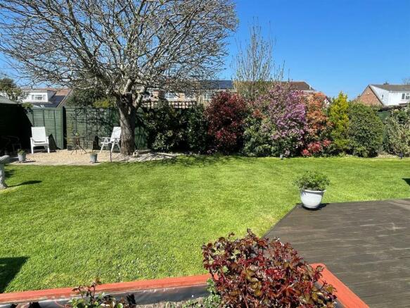 Garden 3.jpg
