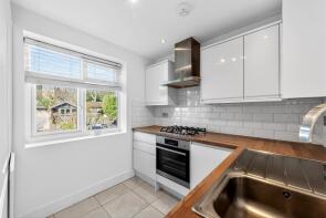 124, Merton Road, London SW18 5SP