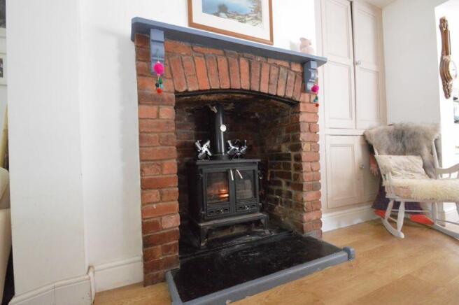 FIREPLACE TO DINING ROOM